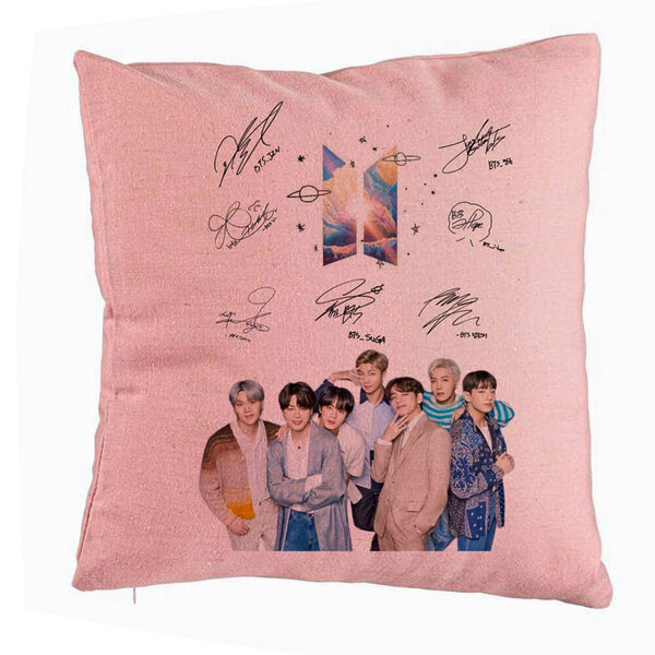 Perna Decorativa BTS Army cu Geci cu Semnaturi, 40x40 cm, Roz, Husa Detasabila, Burduf 5 Perna Decorativa BTS Army cu Geci cu Semnaturi