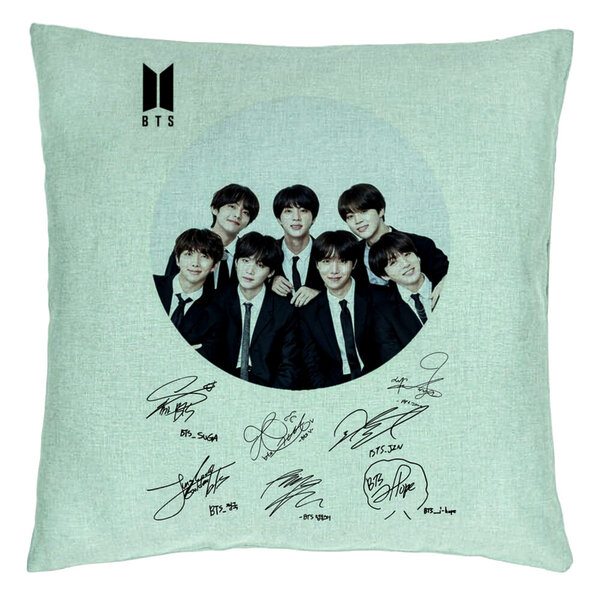 Perna Decorativa BTS Army in Costum cu Semnaturi, 40x40 cm, Verde Menta, Husa Detasabila, Burduf 5 Perna Decorativa BTS Army in Costum cu Semnaturi
