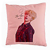 Perna Decorativa BTS Jimin 2, 40x40 cm, Roz, Husa Detasabila, Burduf 7 Perna Decorativa BTS Jimin 2