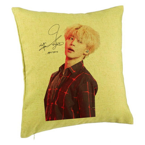 Perna Decorativa BTS Jimin 2, 40x40 cm, Verde, Husa Detasabila, Burduf 5 Perna Decorativa BTS Jimin 2