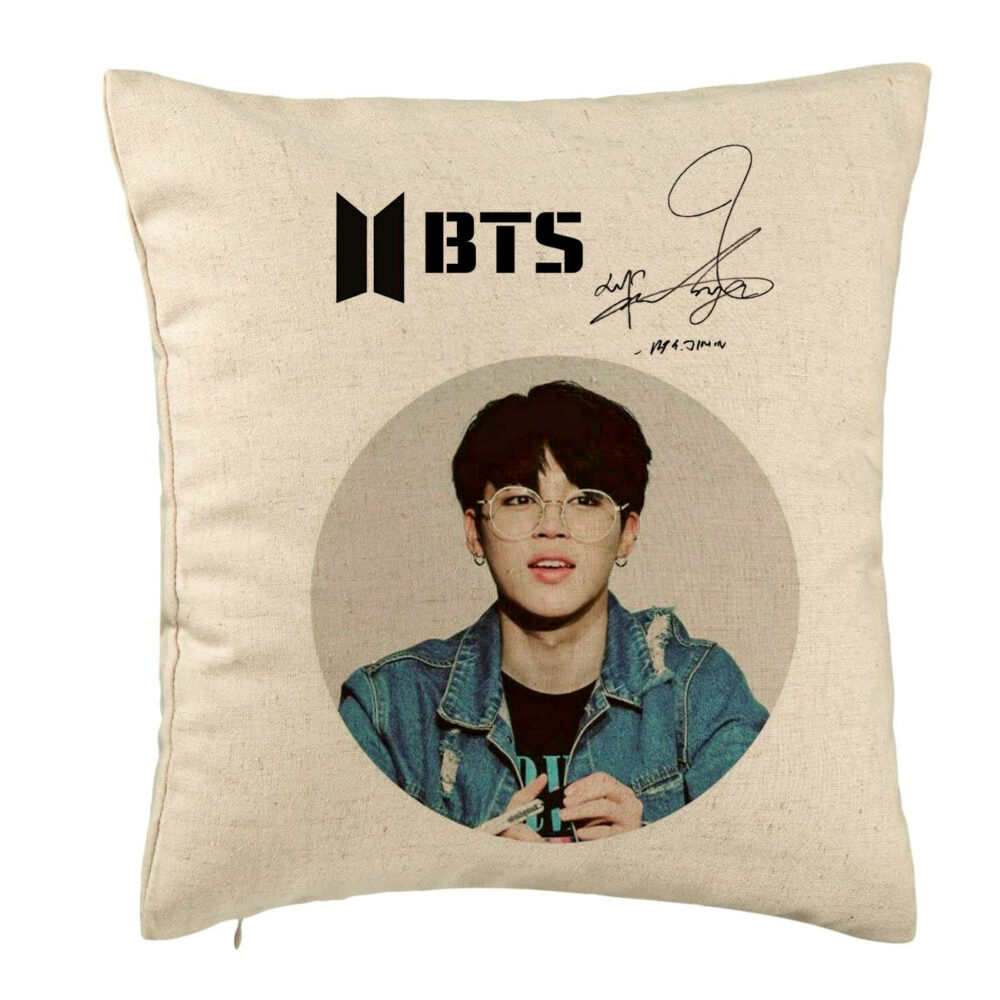 Perna Decorativa BTS Jimin, 40x40 cm, Bej, Husa Detasabila, Burduf 5 Perna Decorativa BTS Jimin