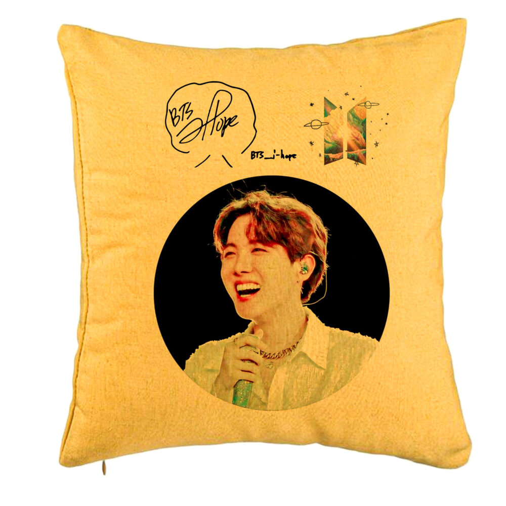 Perna Decorativa BTS Jin, 40x40 cm, Galben, Husa Detasabila, Burduf 5 Perna Decorativa BTS Jin