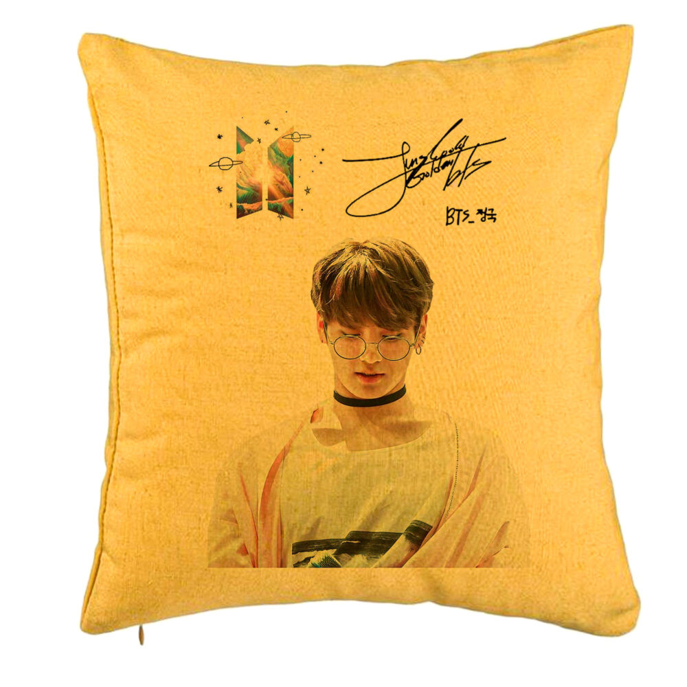 Perna Decorativa BTS Jungkook 2, 40x40 cm, Galben, Husa Detasabila, Burduf 5 Perna Decorativa BTS Jungkook 2