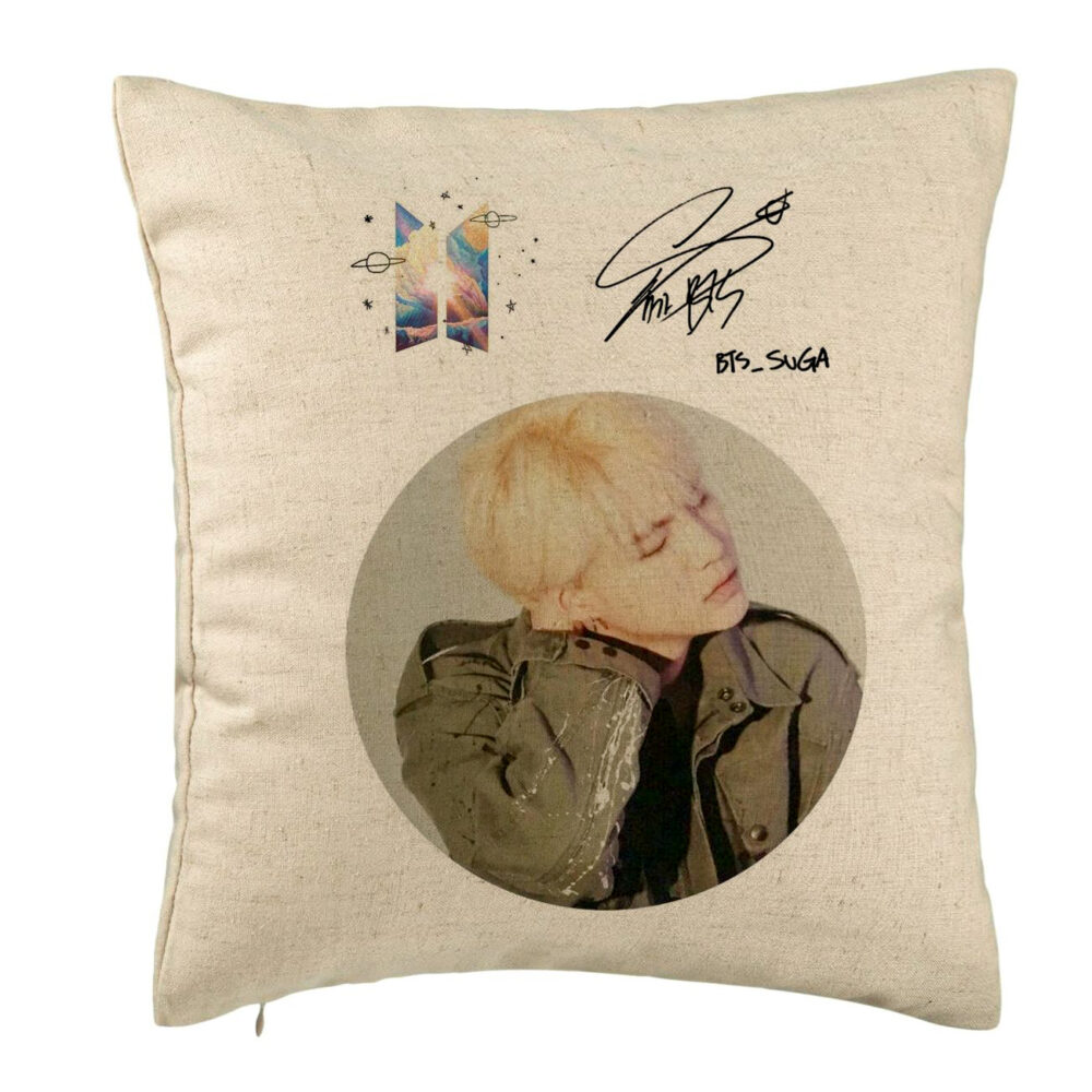 Perna Decorativa BTS Jungkook, 40x40 cm, Bej, Husa Detasabila, Burduf 5 Perna Decorativa BTS Jungkook