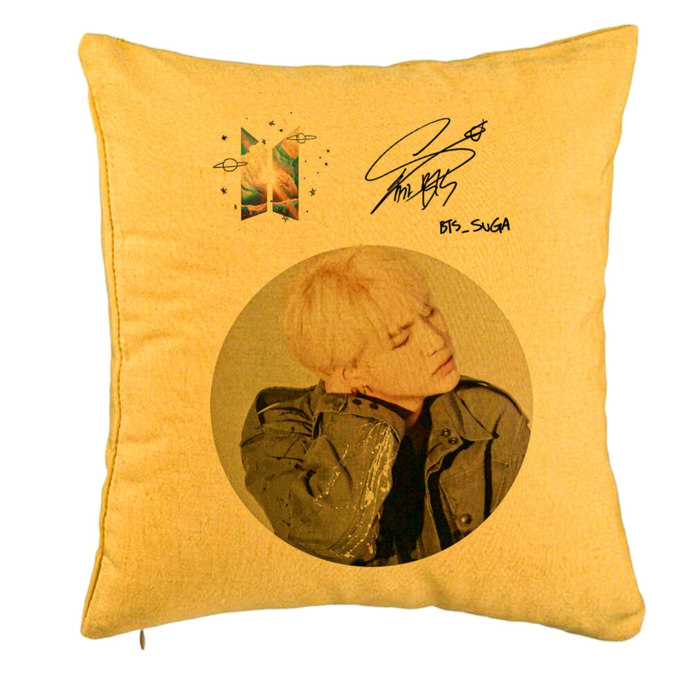 Perna Decorativa BTS Jungkook, 40x40 cm, Galben, Husa Detasabila, Burduf 5 Perna Decorativa BTS Jungkook
