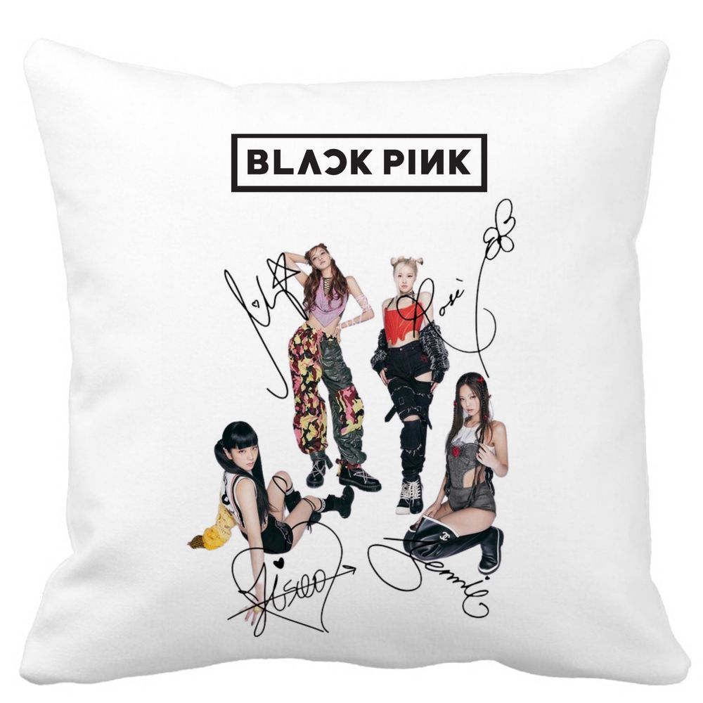 Perna Decorativa BlackPink cu Semnaturi, Model 1, 40x40 cm, Alba, Mata, Husa Detasabila, Burduf 3 Perna Decorativa BlackPink cu Semnaturi