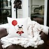 Perna Decorativa Buburuza cu Balon, 40x40 cm, Alba, Mata, Husa Detasabila, Burduf 21 Alba