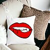 Perna Decorativa Buze Femeie si Dinte de Vampir, 40x40 cm, Alba, Mata, Husa Detasabila, Burduf 22 Mata