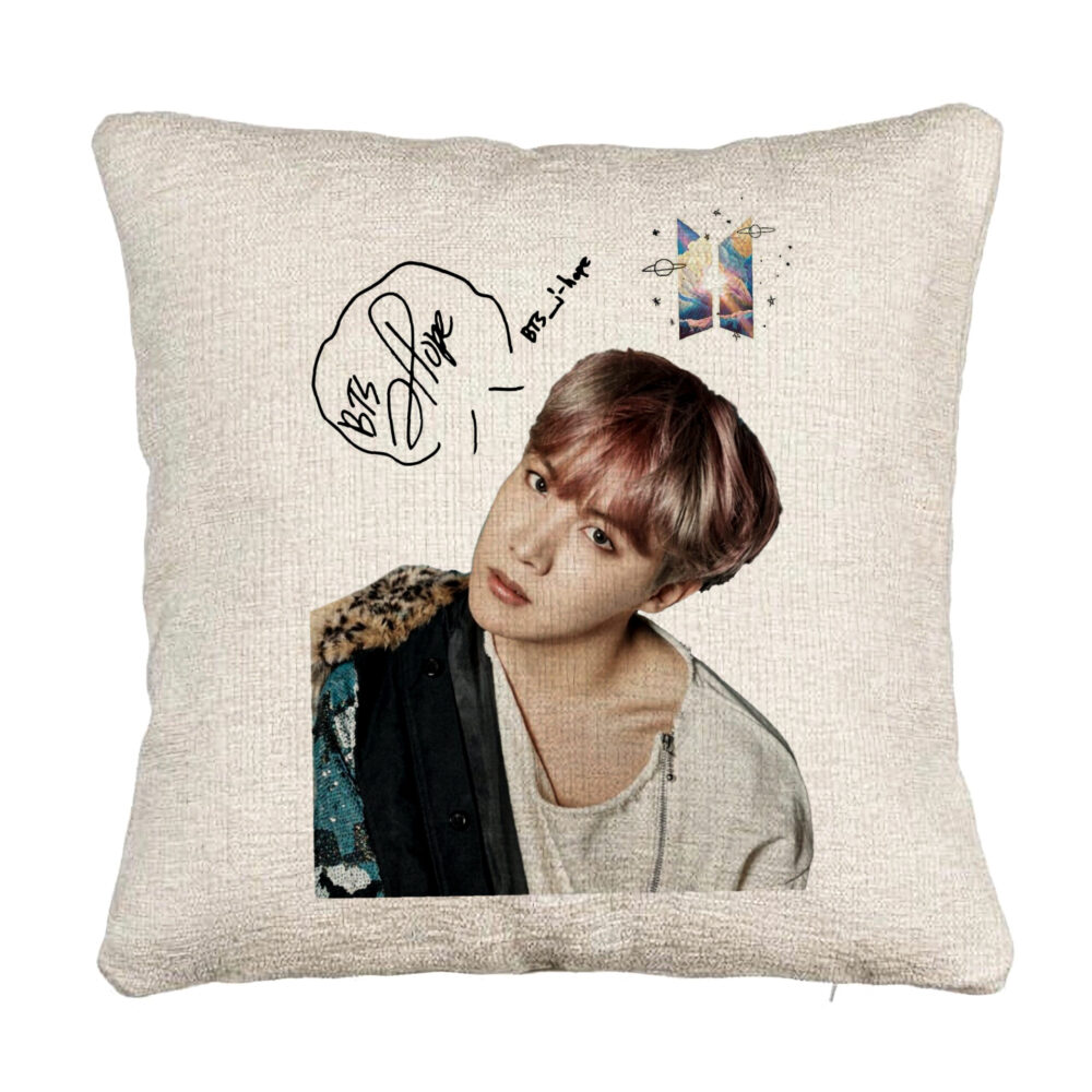 Perna Decorativa Canapea BTS J-hope, 40x40 cm, Cu fermoar 5 Perna Decorativa Canapea BTS J-hope