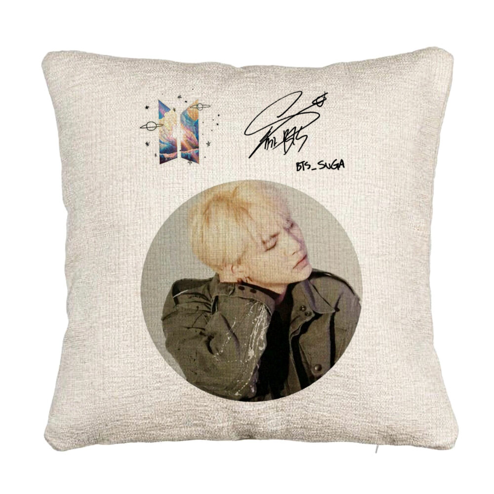 Perna Decorativa Canapea BTS Jungkook, 40x40 cm, Cu fermoar 5 Perna Decorativa Canapea BTS Jungkook