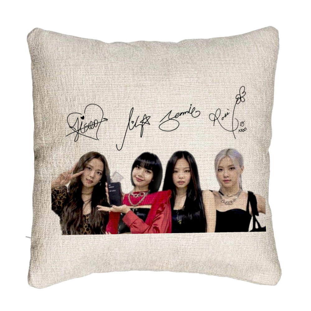 Perna Decorativa Canapea, Model Blackpink K-POP semnaturi, 40x40 cm, Cu fermoar 5 Perna Decorativa Canapea