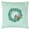 Perna Decorativa Coronita de Craciun si Veverita, 40x40 cm, Verde Menta, Husa Detasabila, Burduf 22 Perna Decorativa Coronita de Craciun si Veverita