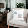 Perna Decorativa Elefant si baloane in forma de inimioare, 40x40 cm, Alba, Mata, Husa Detasabila, Burduf 23 Husa Detasabila