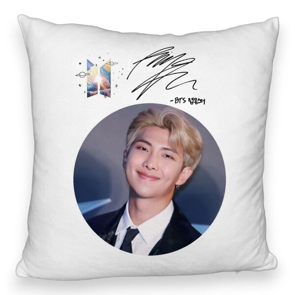 Perna Decorativa Fluffy BTS Kim, 40x40 cm, Husa Detasabila, Burduf 3 Perna Decorativa Fluffy BTS Kim