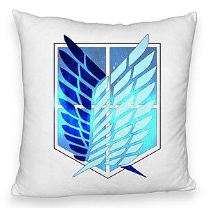 Perna Decorativa Fluffy cu Attack on Titan Symbol
