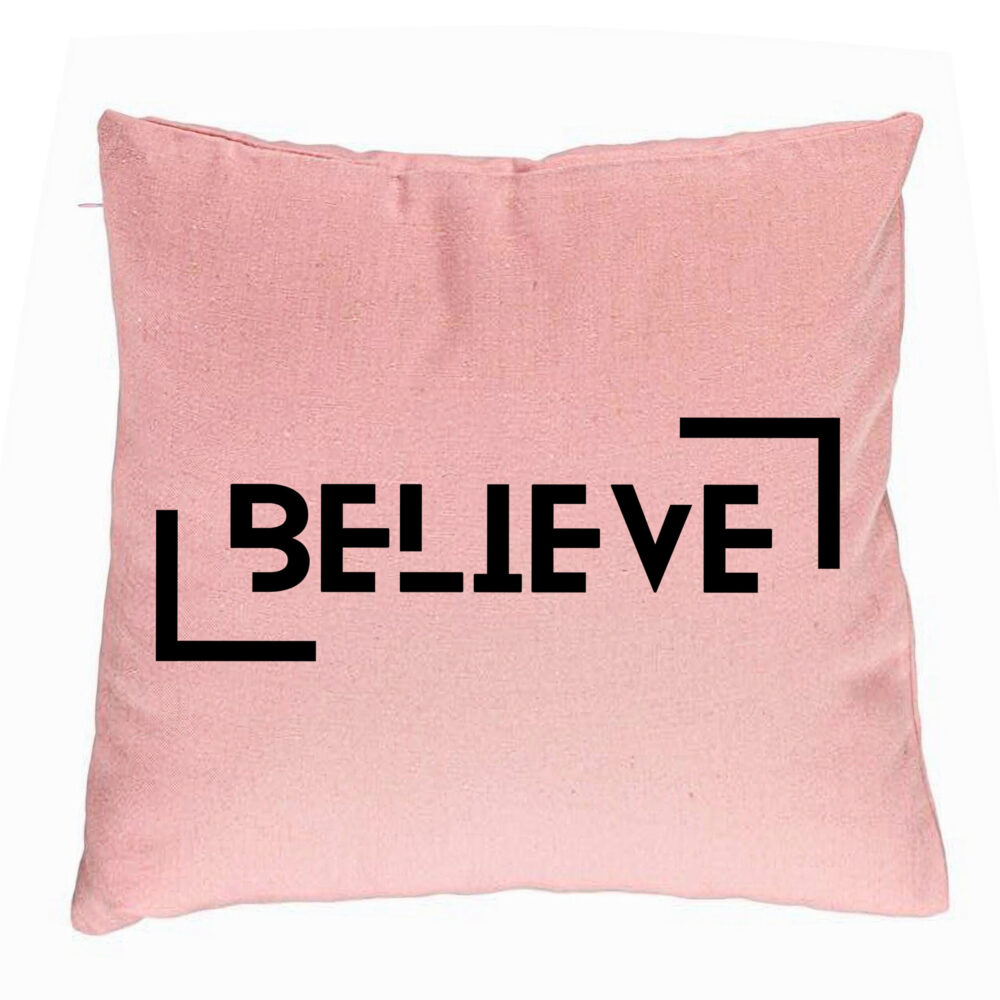 Perna Decorativa, Model Believe, 40x40 cm, Roz, Husa Detasabila, Burduf 5 Perna Decorativa
