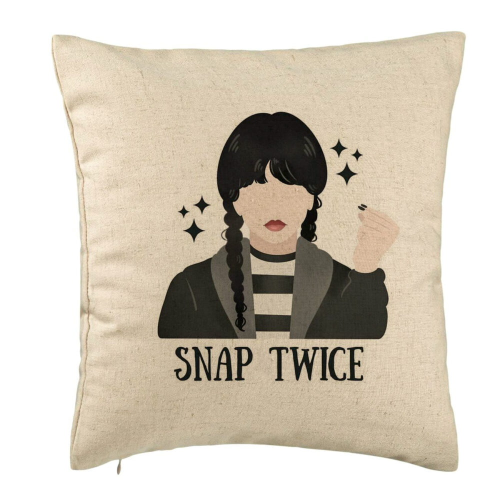 Perna Decorativa, Model Wednesday Addams 6, 40x40 cm, Bej, Husa Detasabila, Burduf 5 Perna Decorativa