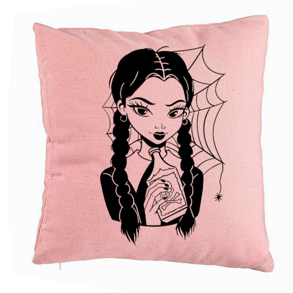 Perna Decorativa, Model Wednesday Addams 7, 40x40 cm, Roz, Husa Detasabila, Burduf 5 Perna Decorativa