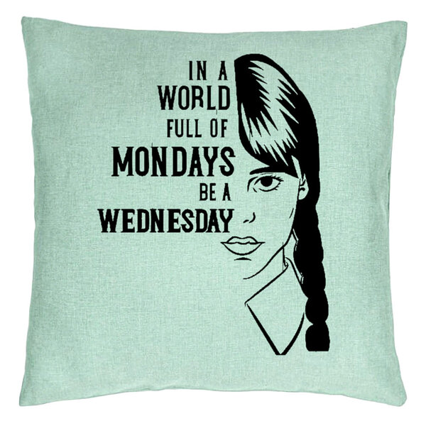 Perna Decorativa, Model Wednesday Addams si Text, 40x40 cm, Verde Menta, Husa Detasabila, Burduf 15 Perna Decorativa