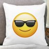 Perna Decorativa Patrata Emoji Fata cu Ochelari, 40x40 cm, Alba, Mata, Husa Detasabila, Burduf 19 Mata