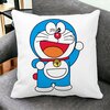 Perna Decorativa Patrata copii Doraemon, 40x40 cm, Alba, Mata, Husa Detasabila, Burduf 19 Mata