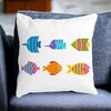Perna Decorativa Patrata cu Pesti Multicolor, 40x40 cm, Alba, Mata, Husa Detasabila, Burduf 17 40x40 cm