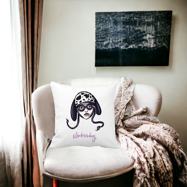 Perna Decorativa Wednesday Addams 1,40x40 cm, Alba, Mata, Husa Detasabila, Burduf 15 Alba