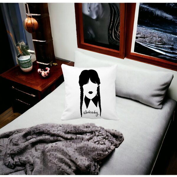 Perna Decorativa Wednesday Addams 2,40x40 cm, Alba, Mata, Husa Detasabila, Burduf 18 Burduf