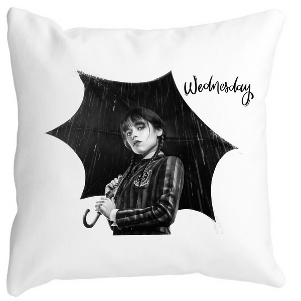 Perna Decorativa Wednesday Addams 3,40x40 cm, Alba, Mata, Husa Detasabila, Burduf 11 Perna Decorativa Wednesday Addams 3