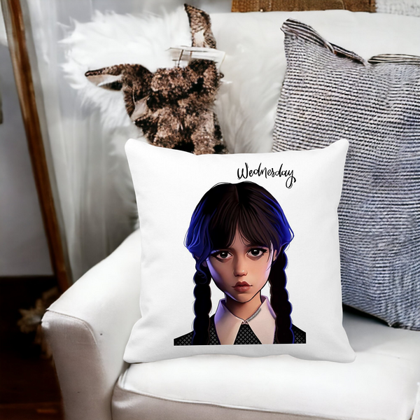 Perna Decorativa Wednesday Addams 8,40x40 cm, Alba, Mata, Husa Detasabila, Burduf 12 40x40 cm