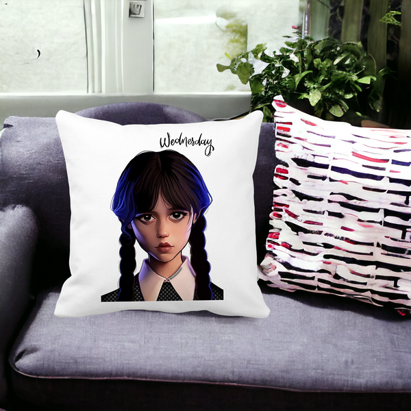 Perna Decorativa Wednesday Addams 8,40x40 cm, Alba, Mata, Husa Detasabila, Burduf 14 Mata