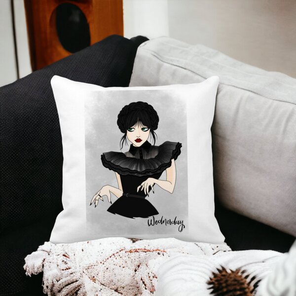 Perna Decorativa Wednesday Addams Dancing Hands 3,40x40 cm, Alba, Mata, Husa Detasabila, Burduf 12 40x40 cm
