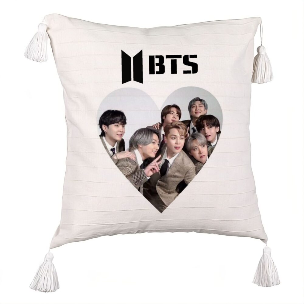 Perna Decorativa cu Franjuri BTS Army 4, 45x45 cm, Ecru, Cu fermoar 5 Perna Decorativa cu Franjuri BTS Army 4