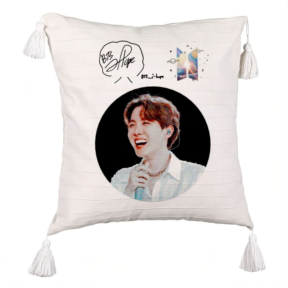 Perna Decorativa cu Franjuri BTS Jin, 45x45 cm, Ecru, Cu fermoar 5 Perna Decorativa cu Franjuri BTS Jin