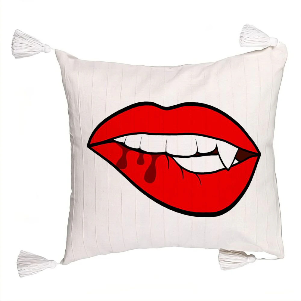 Perna Decorativa cu Franjuri, Model Buze Femeie si Dinte de Vampir, 45x45 cm, Ecru, Cu fermoar 5 Perna Decorativa cu Franjuri