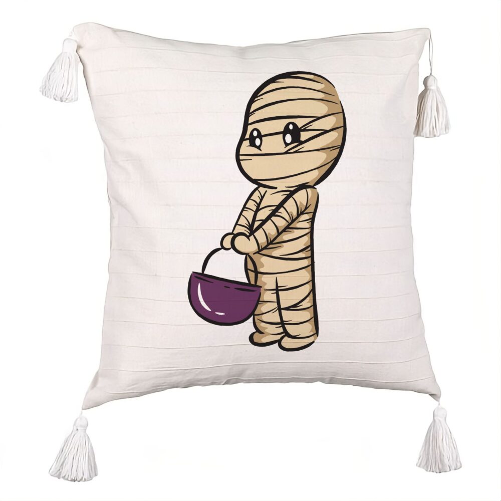 Perna Decorativa cu Franjuri cu motiv Mumie de Halloween 1, 45x45 cm, Ecru, Cu fermoar 5 Perna Decorativa cu Franjuri cu motiv Mumie de Halloween 1