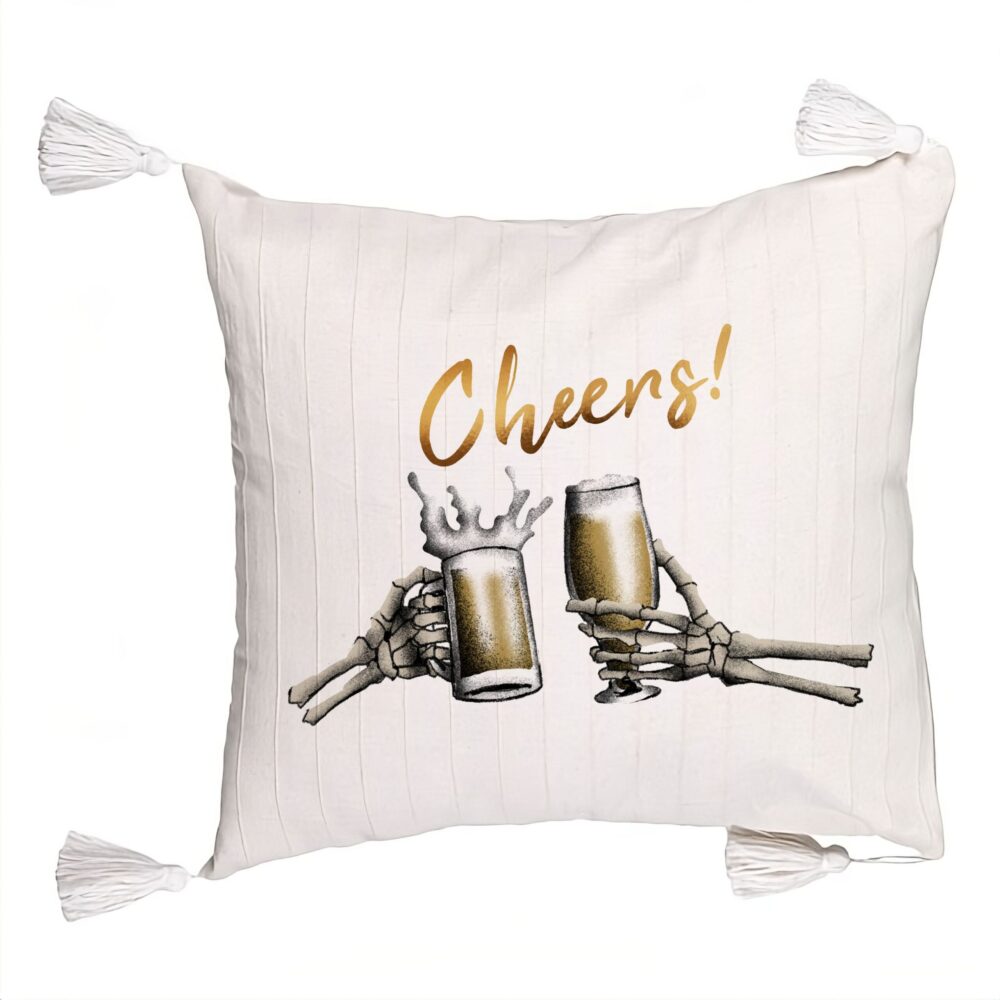 Perna Decorativa cu Franjuri de Halloween si Text Cheers, 45x45 cm, Ecru, Cu fermoar 5 Perna Decorativa cu Franjuri de Halloween si Text Cheers