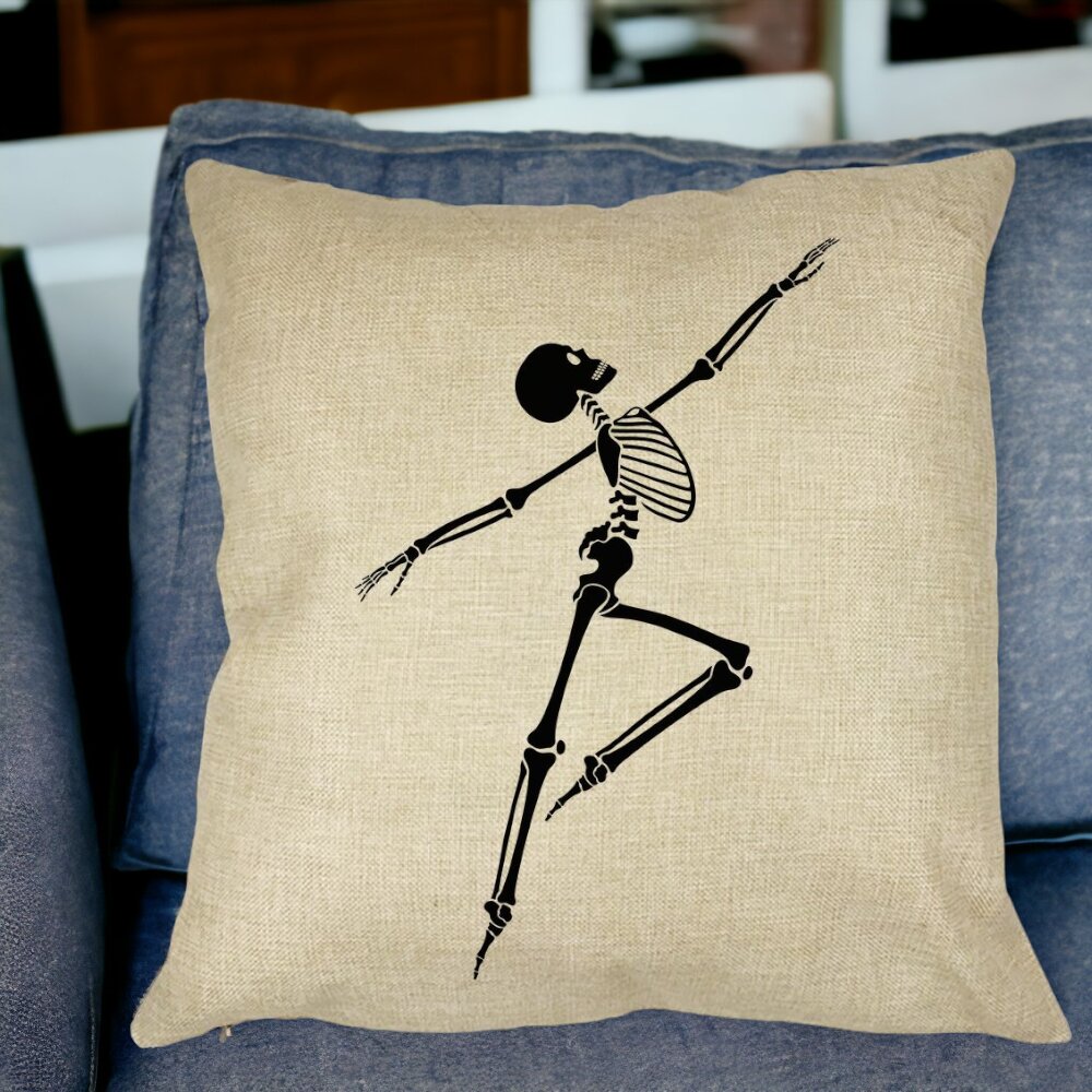 Perna Decorativa cu motiv Sechelet de Halloween 3, 40x40 cm, Husa Detasabila, Burduf 16 Burduf