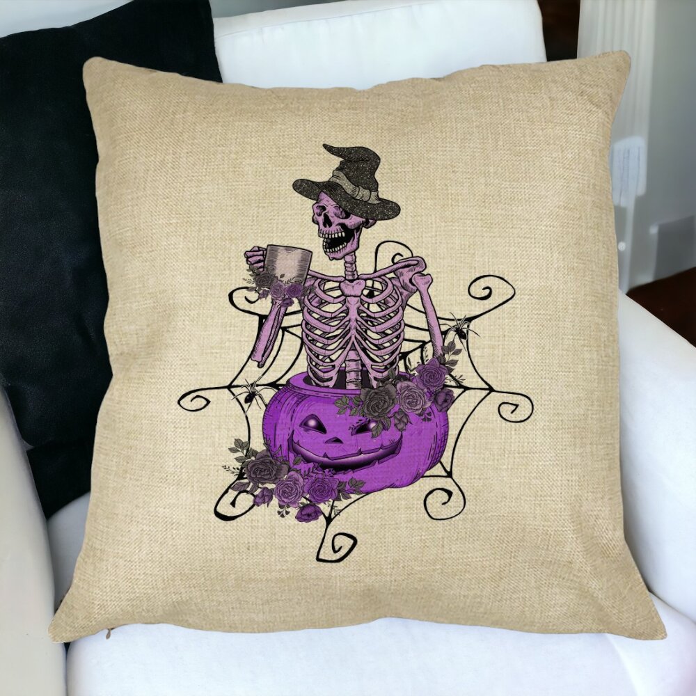 Perna Decorativa cu motiv Sechelet de Halloween 4, 40x40 cm, Husa Detasabila, Burduf 17 Perna Decorativa cu motiv Sechelet de Halloween 4 40x40 cm Husa Detasabila Burduf bsc0552 4