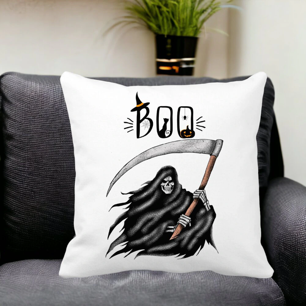 Perna Decorativa cu motiv The Grim Reaper, de Halloween, 40x40 cm, Alba, Mata, Husa Detasabila, Burduf 13 40x40 cm