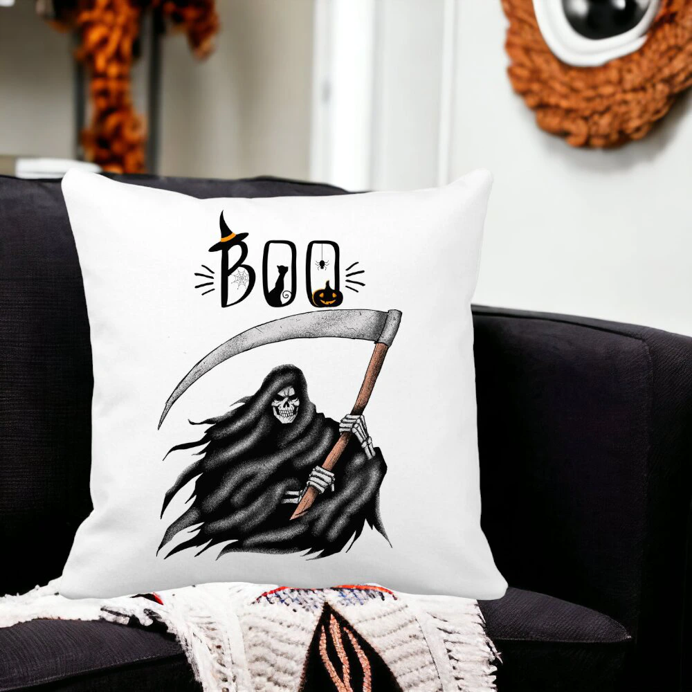Perna Decorativa cu motiv The Grim Reaper, de Halloween, 40x40 cm, Alba, Mata, Husa Detasabila, Burduf 14 Alba
