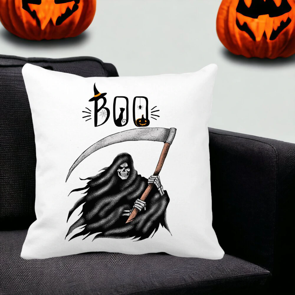 Perna Decorativa cu motiv The Grim Reaper, de Halloween, 40x40 cm, Alba, Mata, Husa Detasabila, Burduf 15 Mata