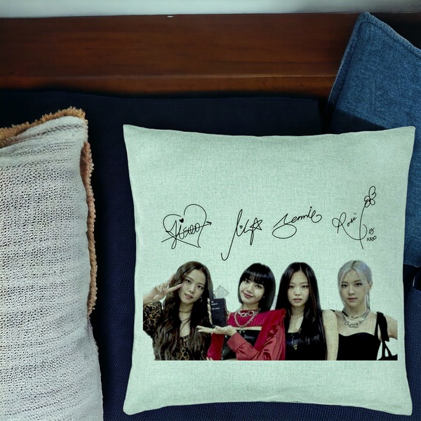 Perna Decorativa, Model Blackpink K-POP semnaturi, 40x40 cm, Verde Menta, Husa Detasabila, Burduf 16 bsC0145 PhotoRoom 4