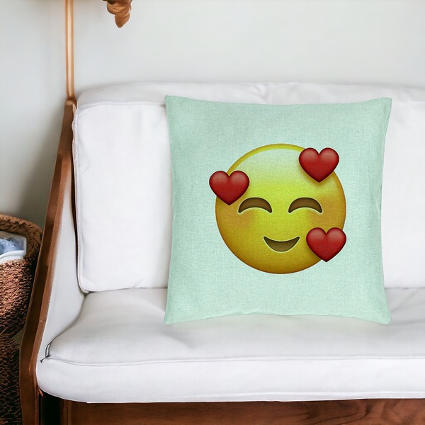 Perna Decorativa, Model Emoji In Love, 40x40 cm, Verde Menta, Husa Detasabila, Burduf 20 bsC0215 PhotoRoom 4