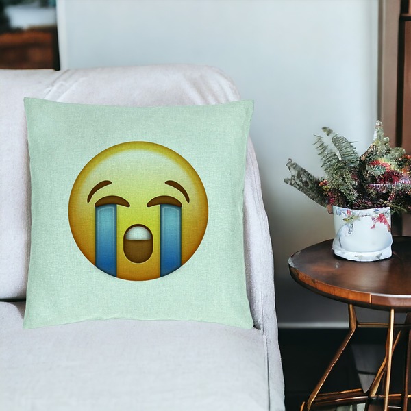 Perna Decorativa, Model Emoji Cry, 40x40 cm, Verde Menta, Husa Detasabila, Burduf 19 bsC0219 PhotoRoom 3