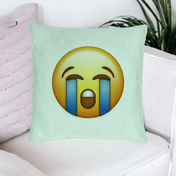 Perna Decorativa, Model Emoji Cry, 40x40 cm, Verde Menta, Husa Detasabila, Burduf 16 bsC0219 PhotoRoom