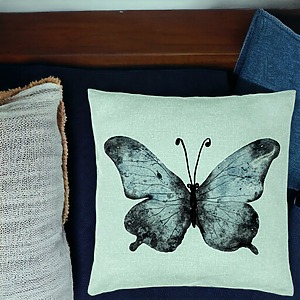 Alternative view of Perna Decorativa, Model Fluture 1, Blue and Black 40x40 cm, Verde Menta, Husa Detasabila, Burduf