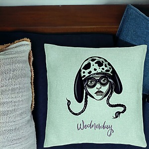 Alternative view of Perna Decorativa, Model Wednesday Addams 1, 40x40 cm, Verde Menta, Husa Detasabila, Burduf