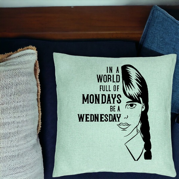 Perna Decorativa, Model Wednesday Addams si Text, 40x40 cm, Verde Menta, Husa Detasabila, Burduf 16 bsc0354 PhotoRoom