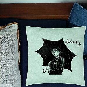 Alternative view of Perna Decorativa, Model Wednesday Addams 3, 40x40 cm, Verde Menta, Husa Detasabila, Burduf